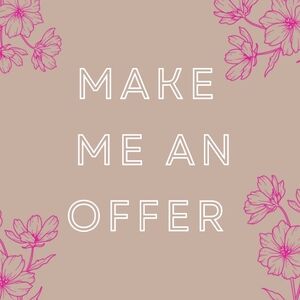 Hi, welcome to my closet…never hurts to make a offer. ✨️ Happy Poshing 🍁🦃🎆